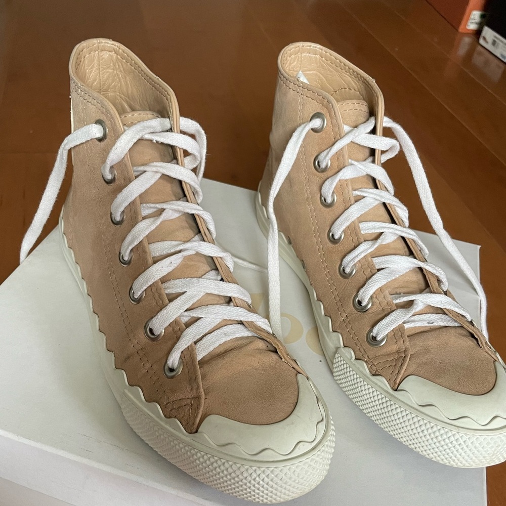 Chloé Camoscio High Top Sneakers size 38 ( 7.5)